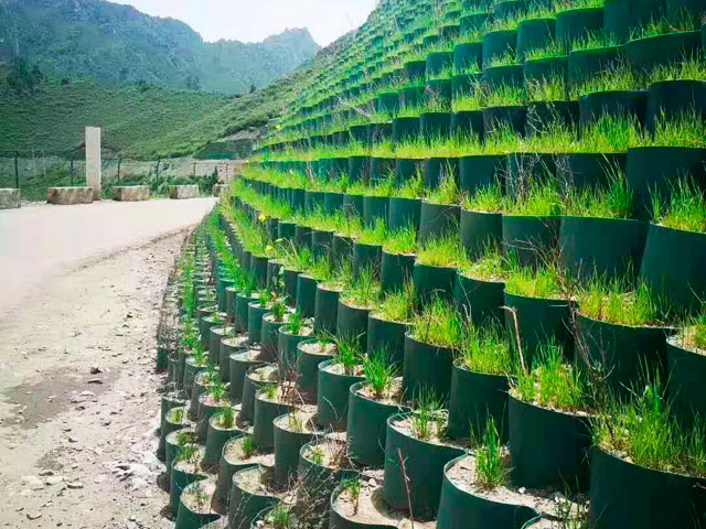 土工格室
